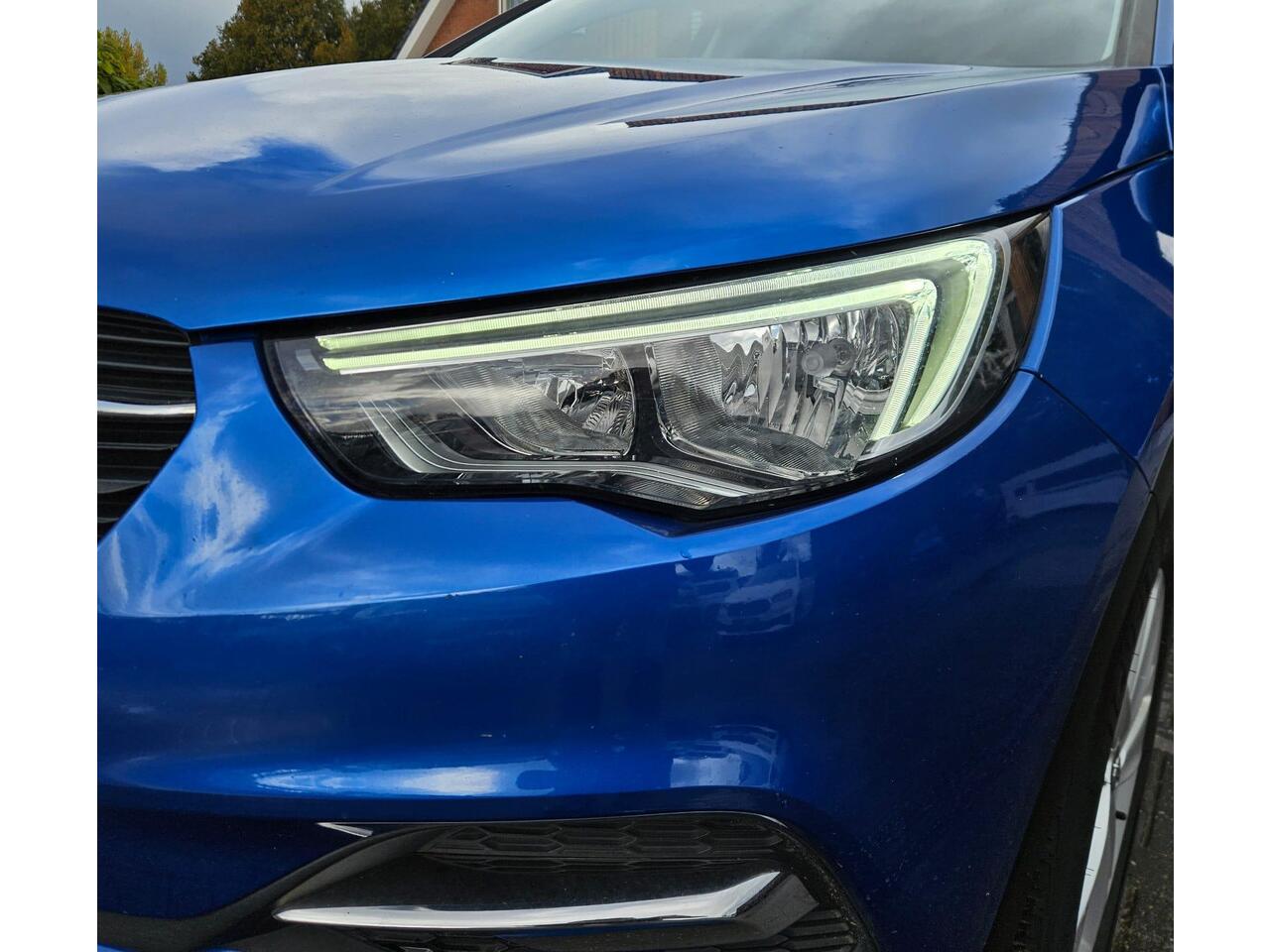 Opel Grandland X 1.2 Turbo Business +