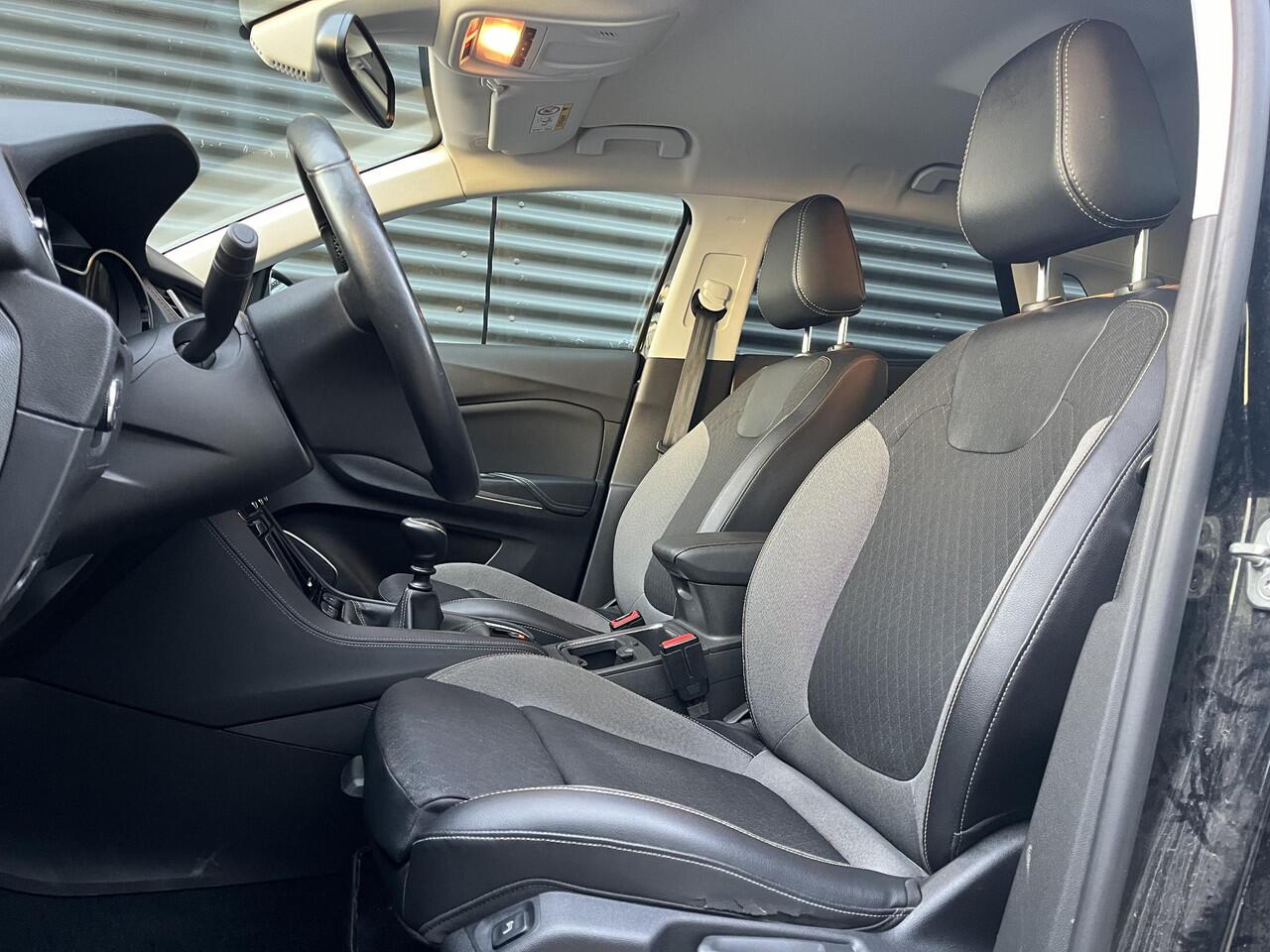 Opel Grandland X Innovation 1.2 Turbo 130pk | AGR-STOELEN | KEYLESS | FULL LED | STOELVERW. | ELEK. A. KLEP | ISOFIX | NAVI PRO | APPLE CARPLAY / ANDROID AUTO |