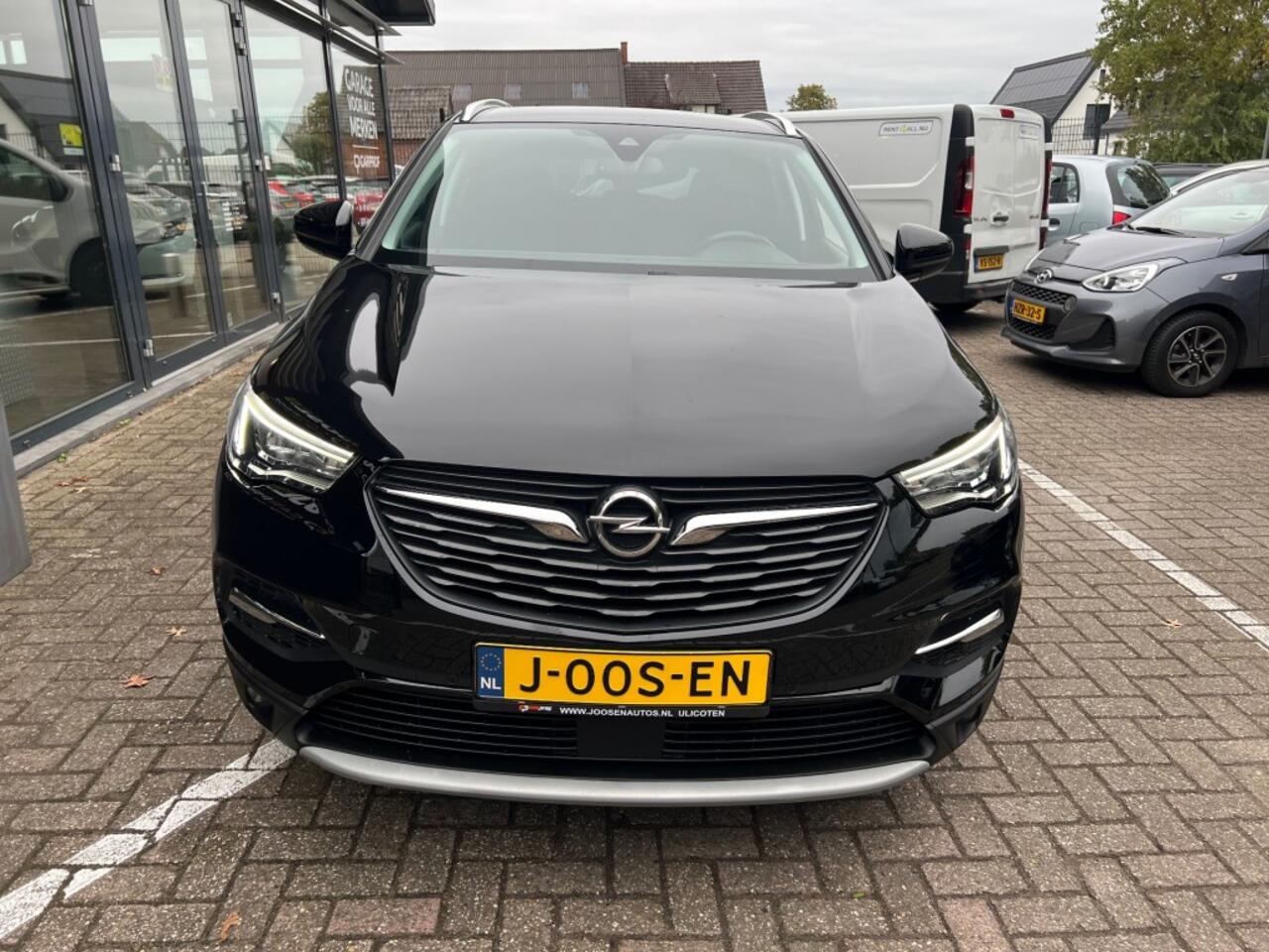 Opel Grandland X 1.2 TURBO INNOVATION
