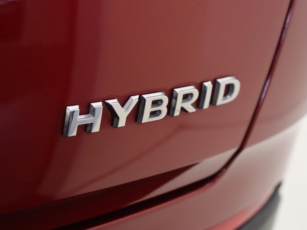 Opel Grandland X 1.6 Turbo Hybrid Business Edition | Stoelverwarming | Navigatie | Camera | Carplay | 225pk |