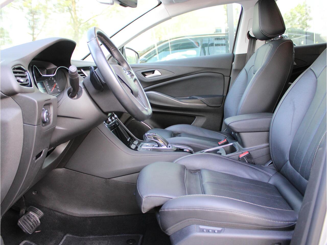 Opel Grandland X 1.6 Turbo Hybrid Ultimate | Navi / Leder / Camera