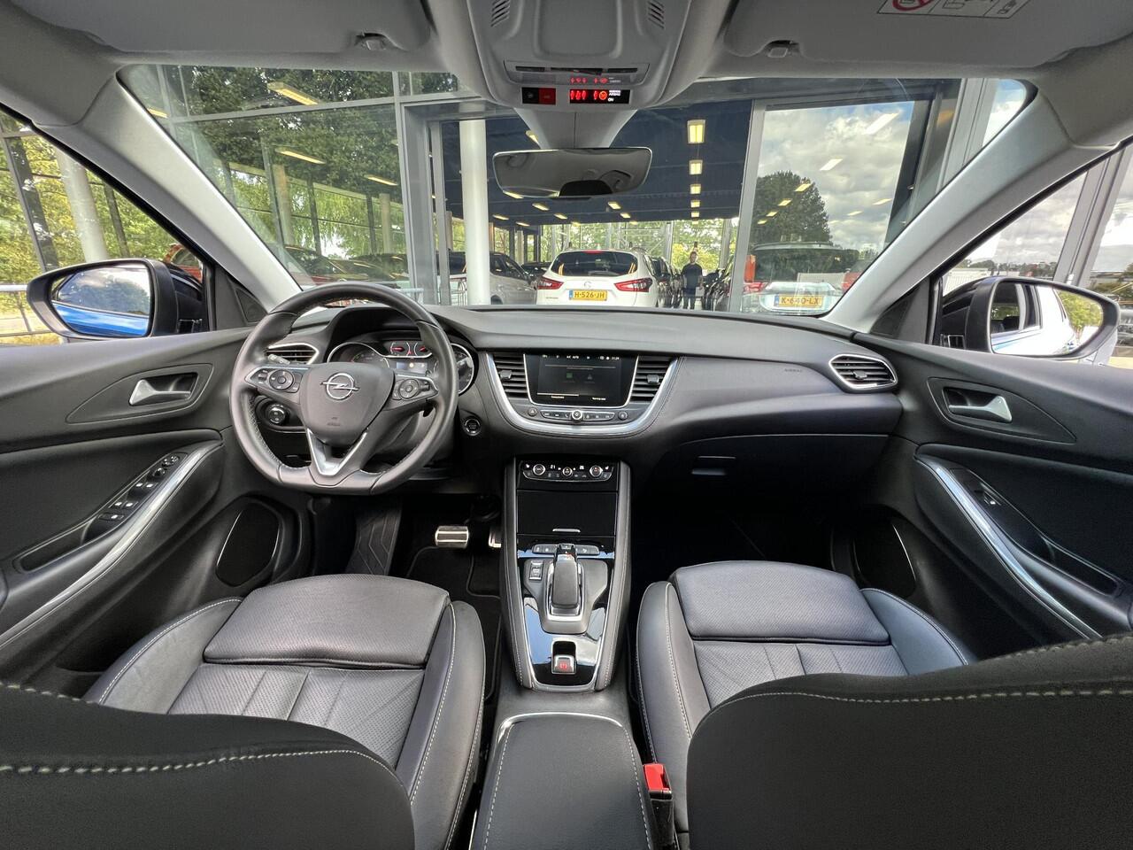 Opel Grandland X 1.6 Turbo Hybrid4 Ultimate PHEV | Leder | Elektrische achterklep | Carplay & navigatie