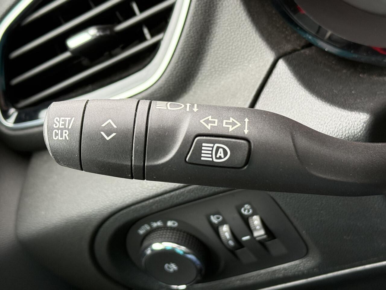 Opel Grandland X BWJ 2020 1.2 131 PK Turbo 120 Jaar Edition 74.000KM! CLIMA | CRUISE | APPLE CARP. | ANDROID AUT. | PRIV. GLAS | PDC | LMV | MULTIFUNCT. STUURWIEL