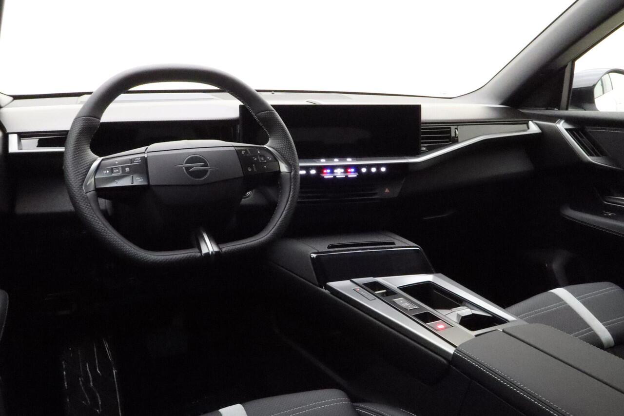 Opel Grandland Electric GS 73 kWh | DEMO | Lederen bekleding | Massage stoelen | Afneembare trekhaak | Stoel & Stuurverwarming | Schuif/kanteldak | Lichtmetalen velgen | Rondomzicht camera