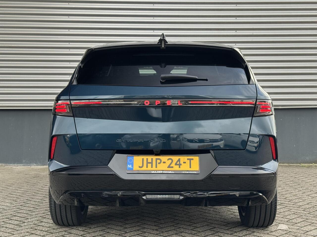 Opel Grandland 1.6 HYbrid PHEV 195pk e-DCS7 GS | FOCAL | AGR STOELEN | NAVI | 360° CAMERA | PANO DAK |