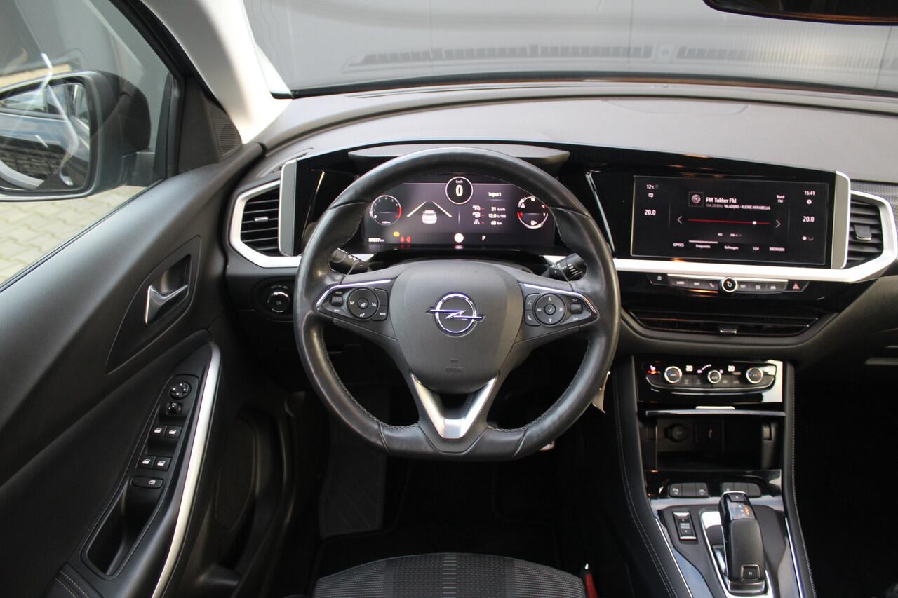 Opel Grandland 1.2 Turbo Level 4 | Automaat | Incl. 12 maanden garantie | Apple Carplay | Stoel en stuurverwarming | Sportstoelen | Virtueel dashboard | Cruise control | Climate control | Verkeersbord herkenning | Parkeersensoren | Lane assist | Draadloos telefoon laden