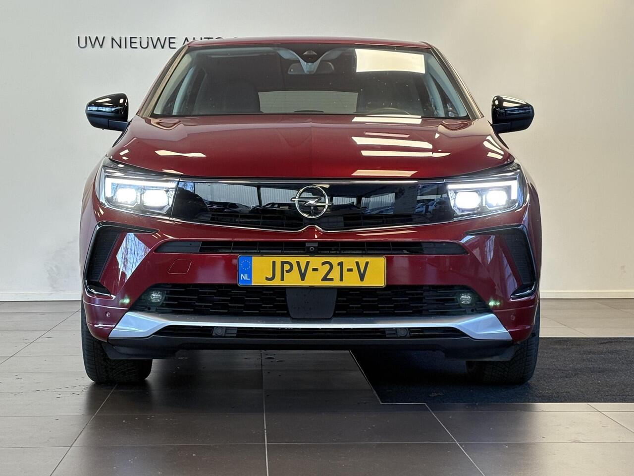 Opel Grandland Elegance 1.2 Turbo 130pk | ALL SEASON BANDEN | AGR-STOEL | LED PIXEL VERLICHTING | 360° CAMERA | DODEHOEKBEW. | NAVI | ISOFIX |