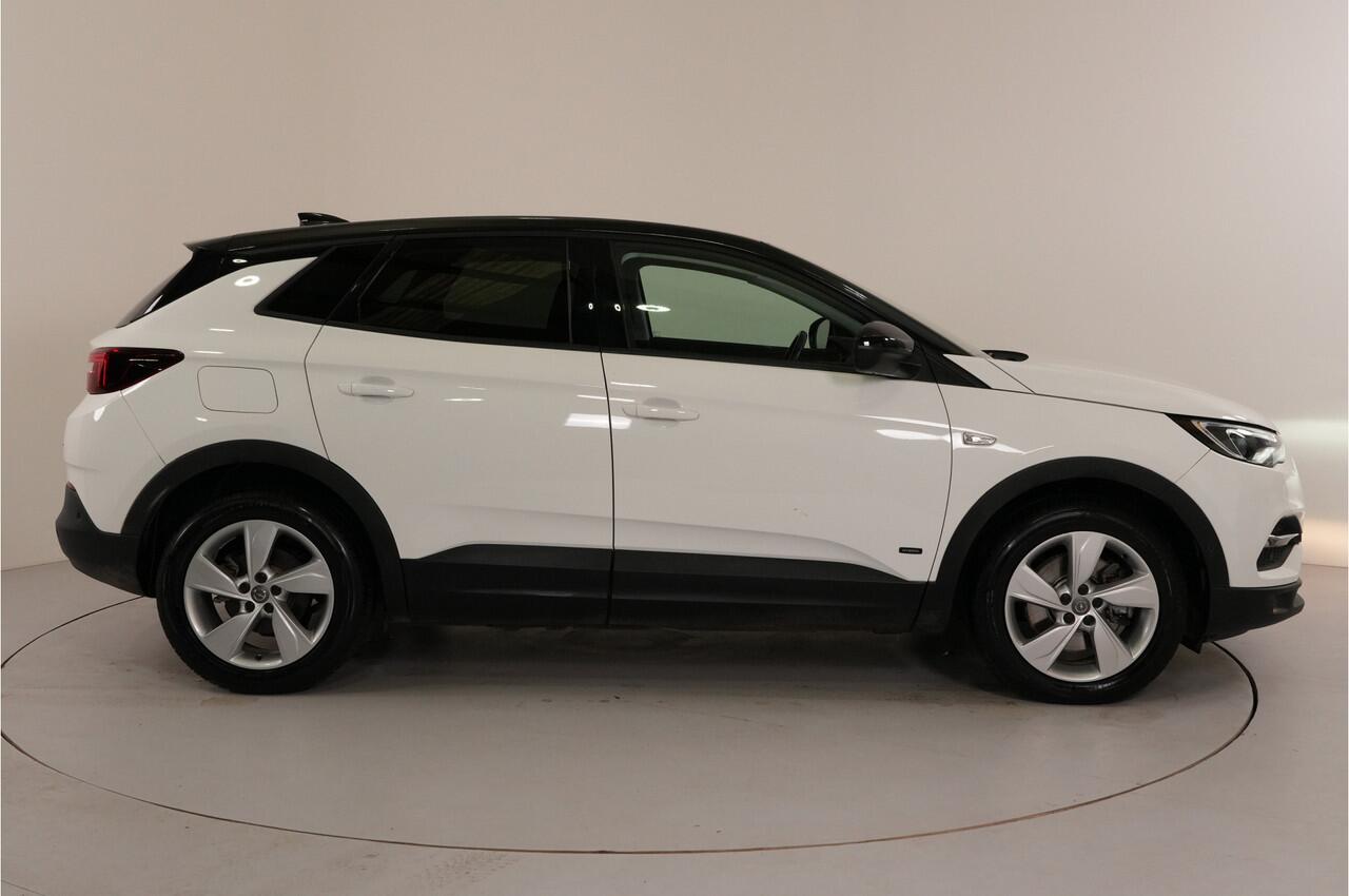 Opel Grandland 1.6 Turbo 225 pk PHEV | Adap. Cruise | 360 Camera | Stl. verw. | Dodehoek | El. achterklep | Keyless | Apple/Android |