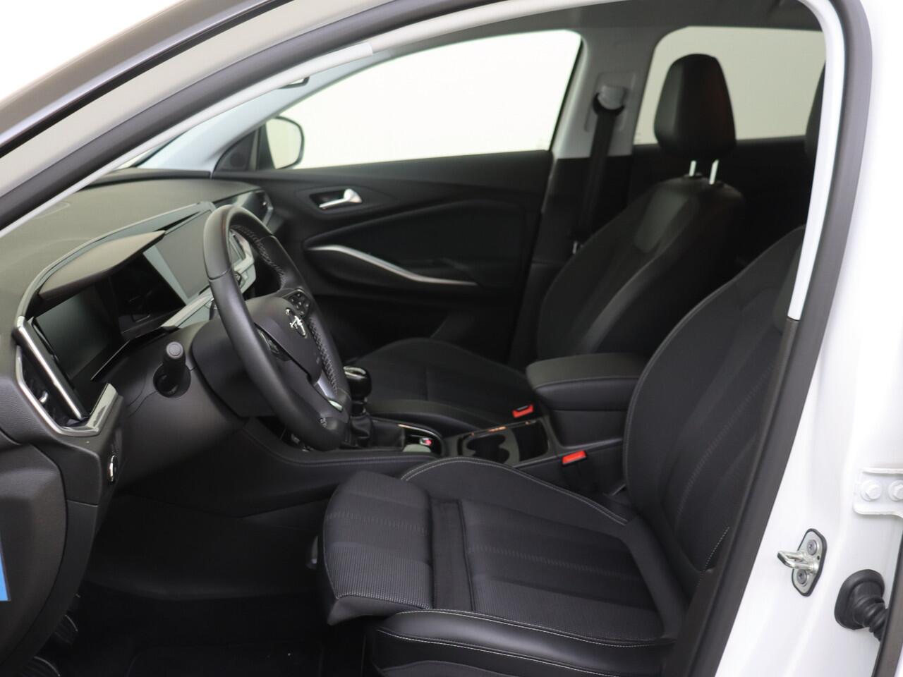 Opel Grandland 1.2 Turbo Level 4 GS | Carplay | Clima | Camera | Afneembare Trekhaak |