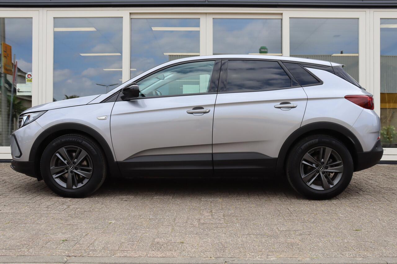 Opel Grandland 1.2 Turbo 130 Pk , Automaat, Cruise Control, Climate Control, Apple Carplay, Android Auto, PDC V+A, Prijs Is Rijklaar Inclusief 6 Maanden Garantie