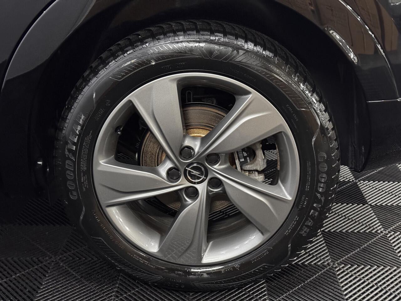 Opel Grandland 1.6 Turbo Plug-In Ultimate Half leder, 360 Camera, Navi, Keyless start, Winterpakket, Elektrische achterklep, Virtual desk