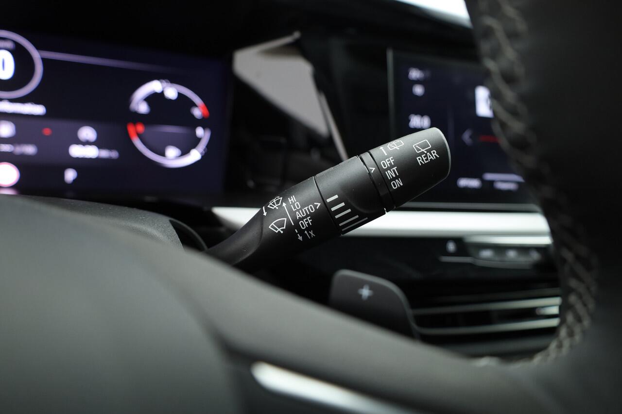 Opel Grandland 1.2 Turbo Ultimate | Navi | Stoel- Stuurverw. | Keyless | Apple Carplay | Dodehoekdet.