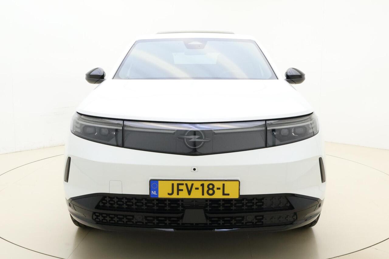 Opel Grandland Electric GS 73 kWh | DEMO | Lederen bekleding | Massage stoelen | Afneembare trekhaak | Stoel & Stuurverwarming | Schuif/kanteldak | Lichtmetalen velgen | Rondomzicht camera