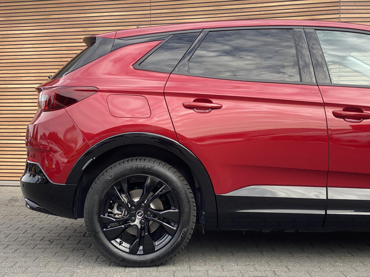 Opel Grandland 1.6 Turbo Plug-In Hybrid GS Parkeer assistent / Stoelverwarming / Camera