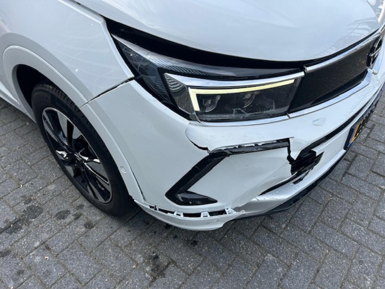 Opel Grandland 1.2 Turbo Level 3