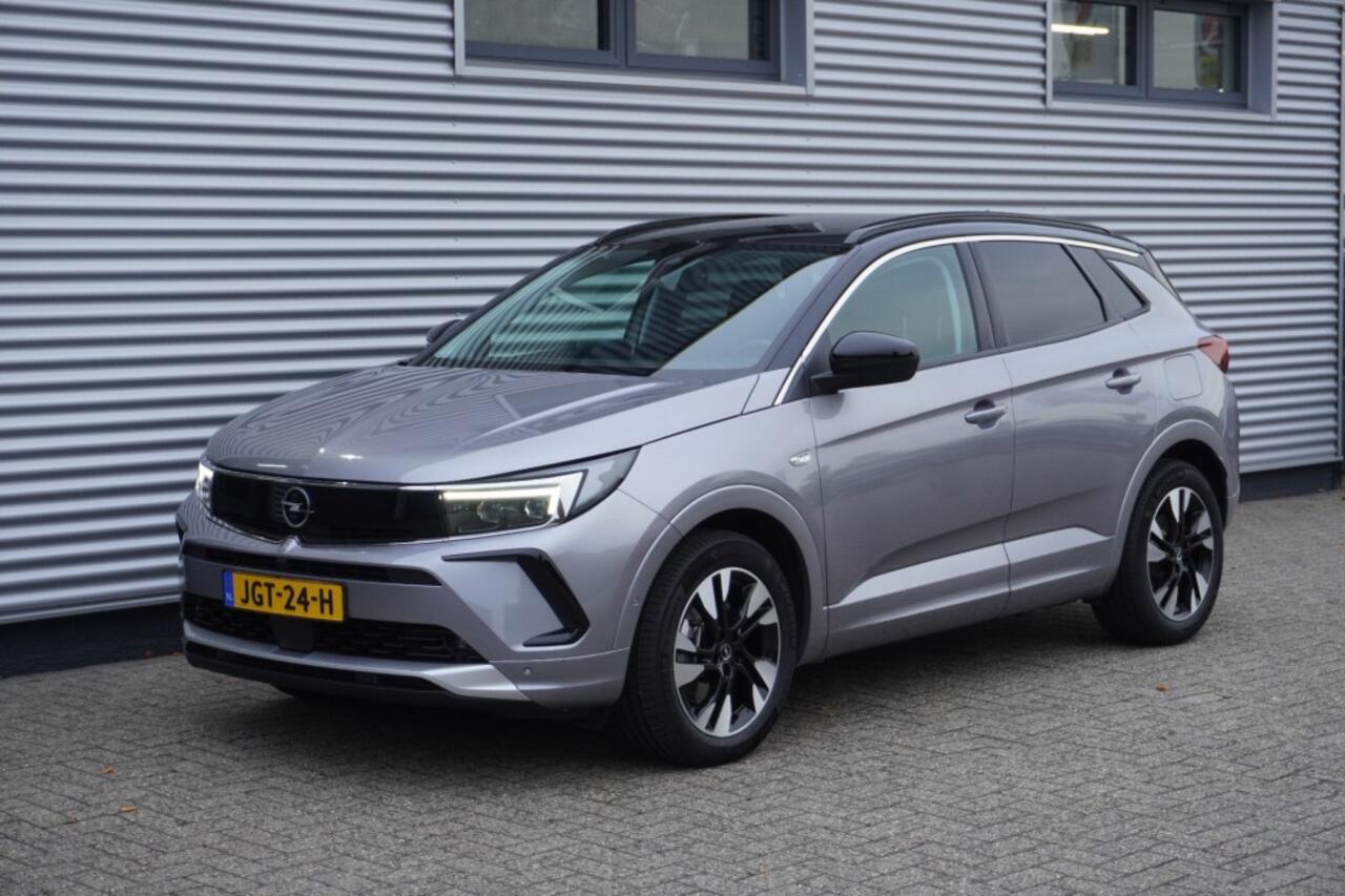 Opel Grandland 1.6 Turbo Hybrid Elegance / Camera / Winterpakket / Adaptive Cruise