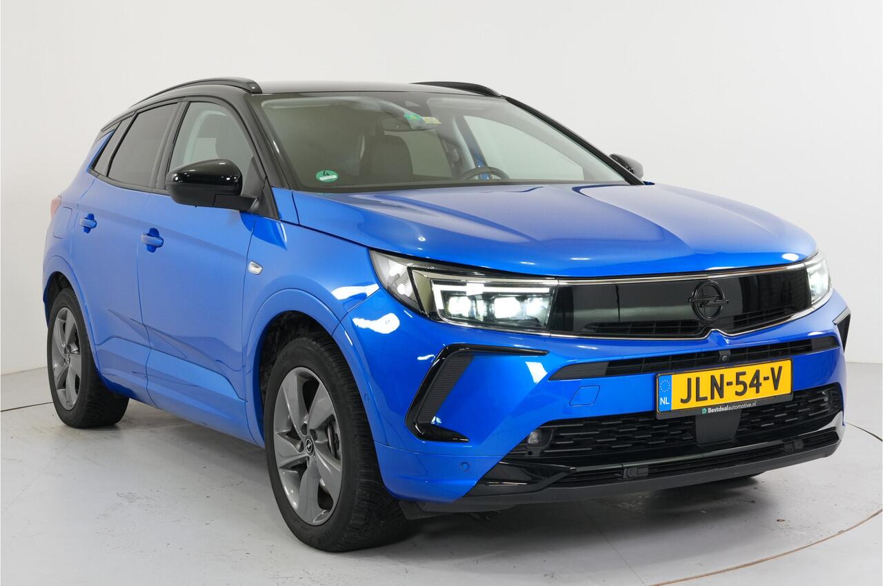 Opel Grandland 1.6 Turbo GSe 300 pk 4x4 PHEV | Trekhaak | Stl. verw. | Adap. Cruise | 360 Camera | El. achterklep | Dodehoek | Inparkeer |