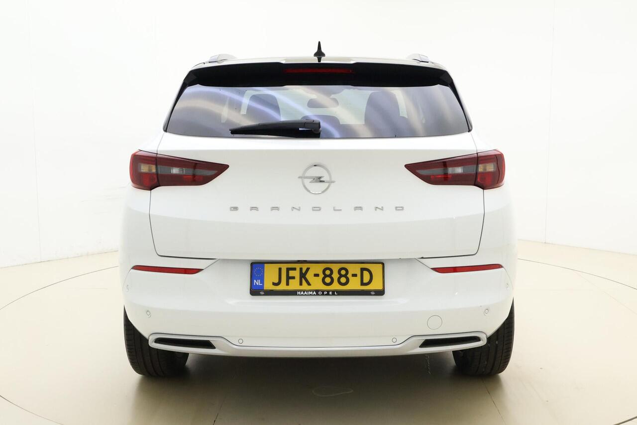 Opel Grandland 1.2 Turbo Ultimate Automaat | Navigatie | Elektrische Achterklep | Stoelverwarming | Climate & Cruise Control | Alcantara bekleding | Zwart dak | Lichtmetalen velgen