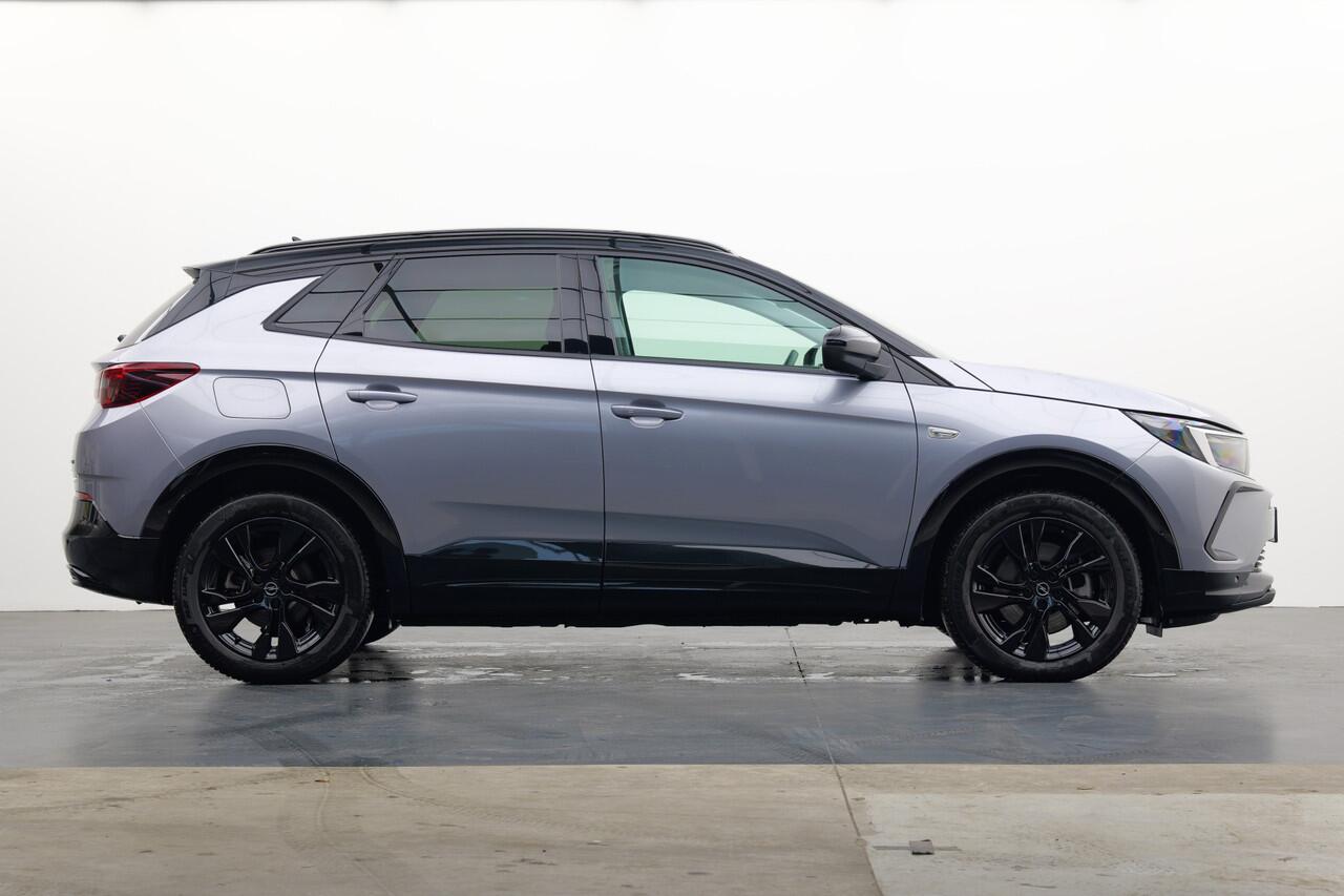 Opel Grandland 1.6 Turbo Plug-In Hybrid GS | Trekhaak | 18" Licht metaal | Stuurverwarming