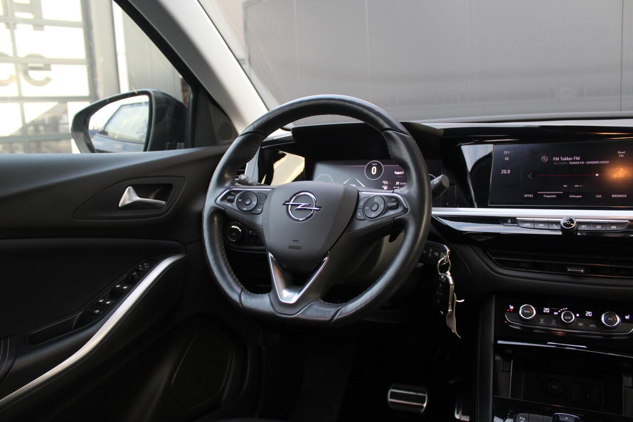 Opel Grandland 1.2 Turbo Level 4 | Automaat | Incl. 12 maanden garantie | Apple Carplay | Stoel en stuurverwarming | Sportstoelen | Virtueel dashboard | Cruise control | Climate control | Verkeersbord herkenning | Parkeersensoren | Lane assist | Draadloos telefoon laden