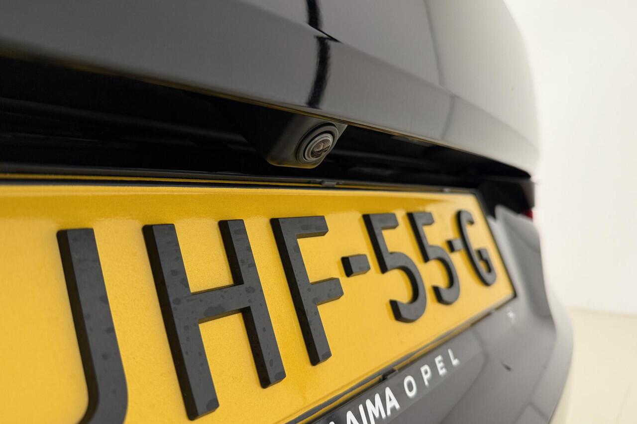 Opel Grandland 1.2 Turbo Ultimate | Navigatie | Climate & Cruise Control | Elektrische Achterklep | Stoel & Stuurverwarming |