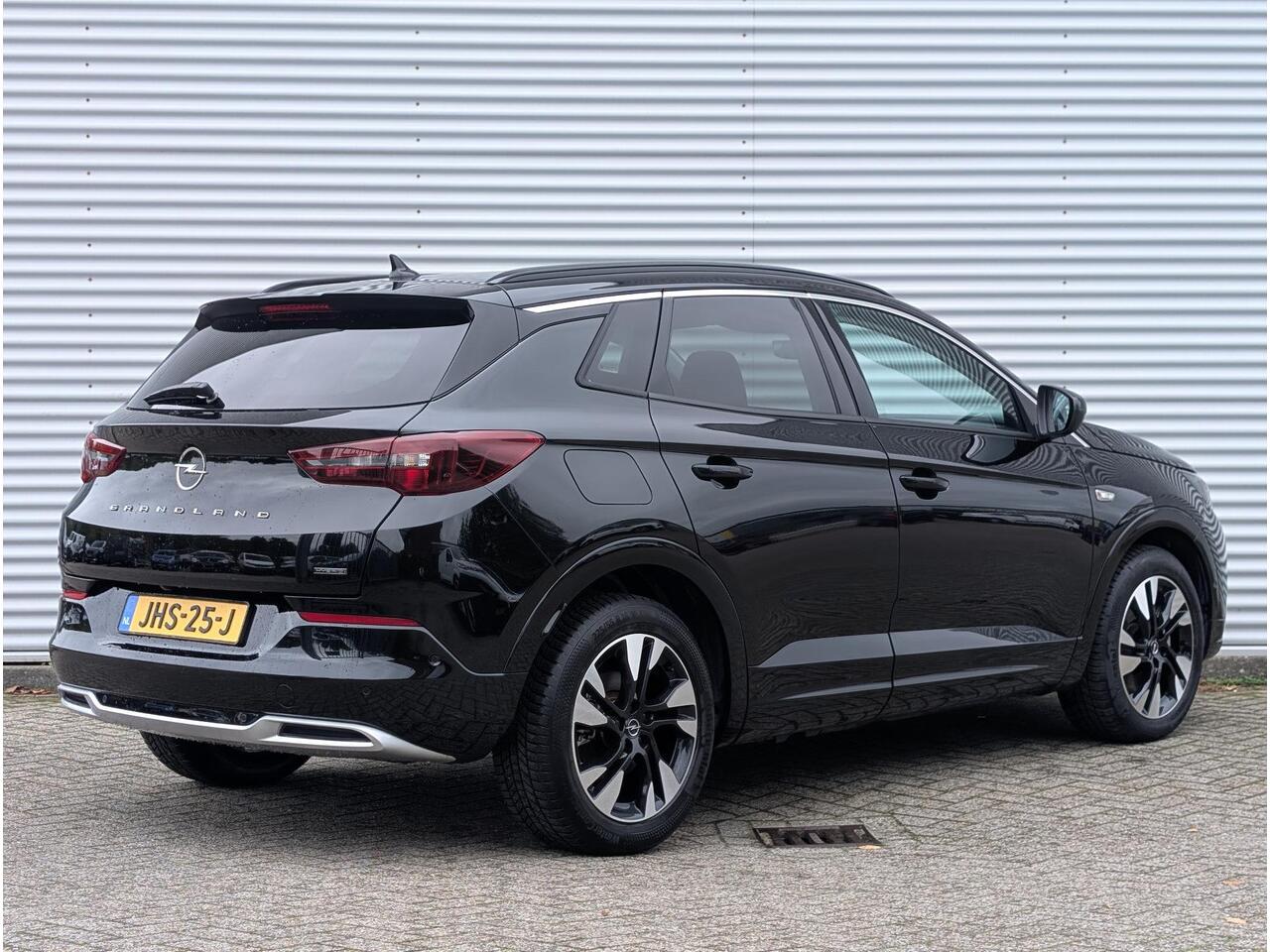 Opel Grandland Ultimate 1.6 PHEV 225pk Hybrid e-EAT8 | LEDEREN BEKLEDING | LED PIXEL | 360° CAMERA | KEYLESS | ELEK. A.KLEP | NAVI PRO |