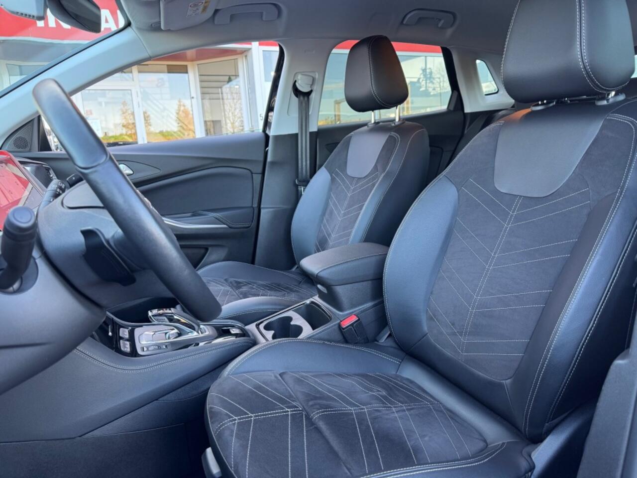 Opel Grandland 1.6 TURBO PHEV PLUG-IN HYBRIDE AUT . NAVI CAMERA CARPLAY LED