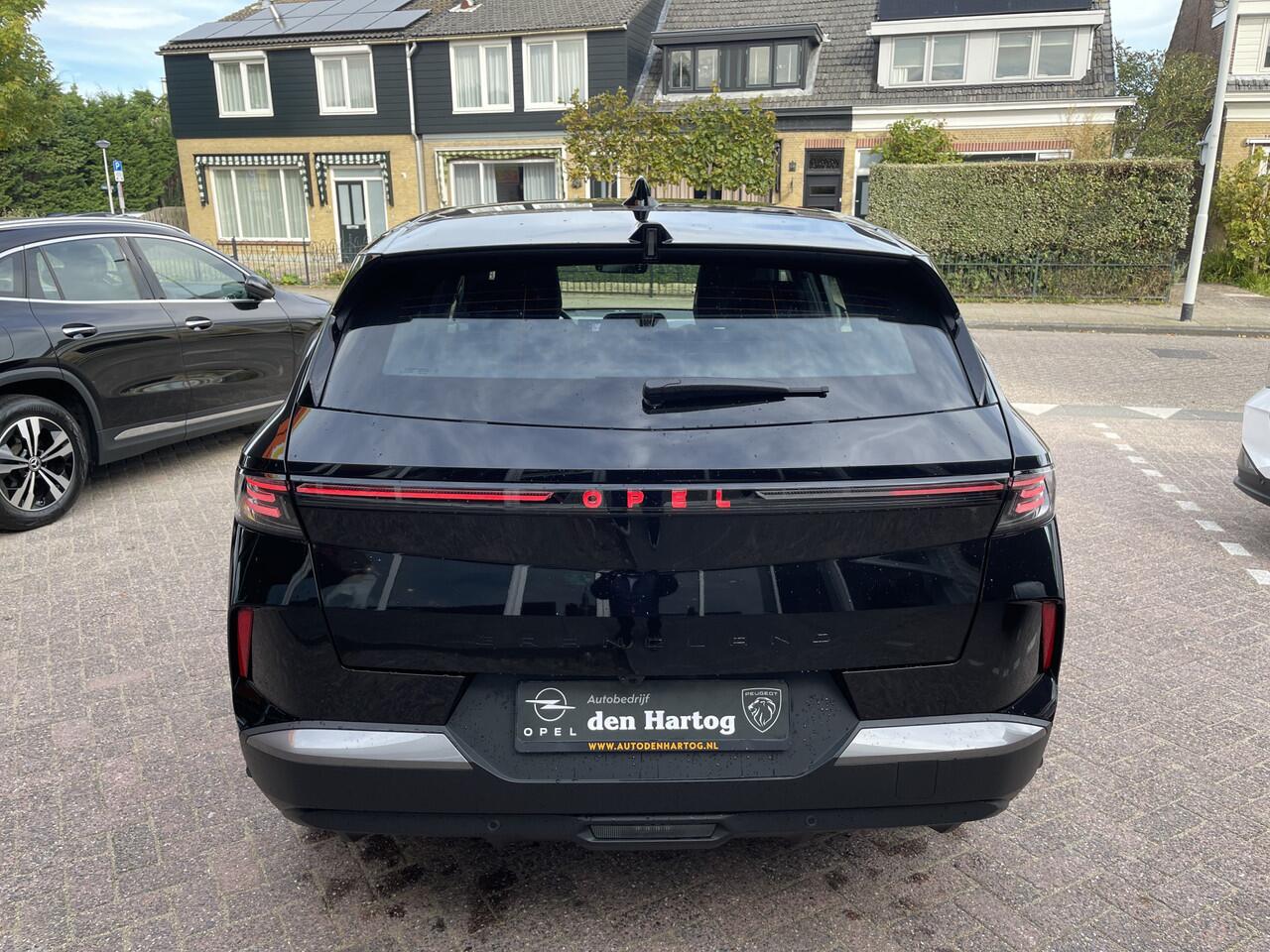 Opel Grandland 1.2 Turbo Hybrid Edition 19 inch/Navi/Dodehoek sensor/Stoel+stuurverwaring.