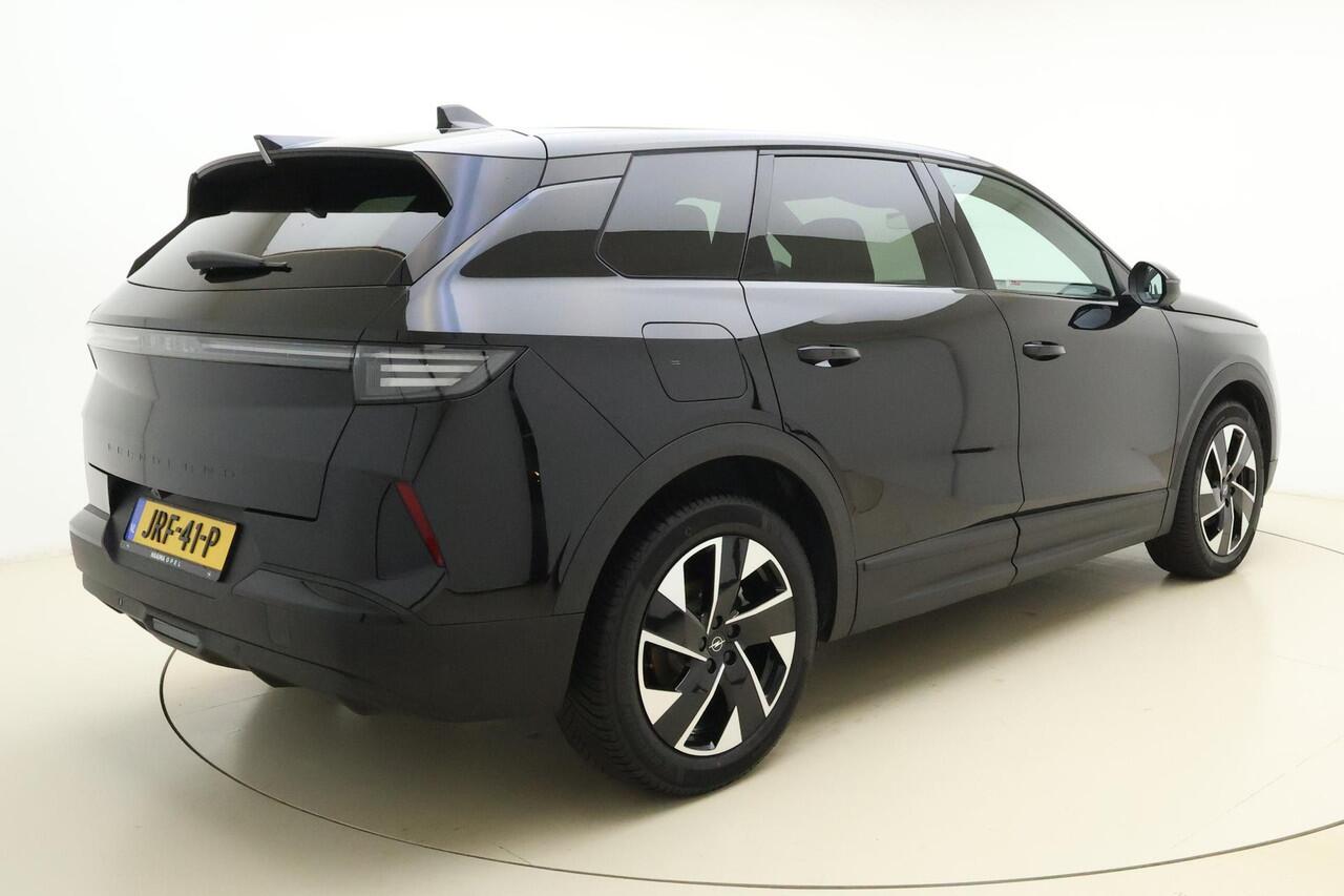 Opel Grandland GS 145Pk Turbo Hybrid Automaat | Navigatie | Stoel & Stuurverwarming | AGR | Camera | 19" LM-Velgen | LED Verlichting | Elektrisch Pakket