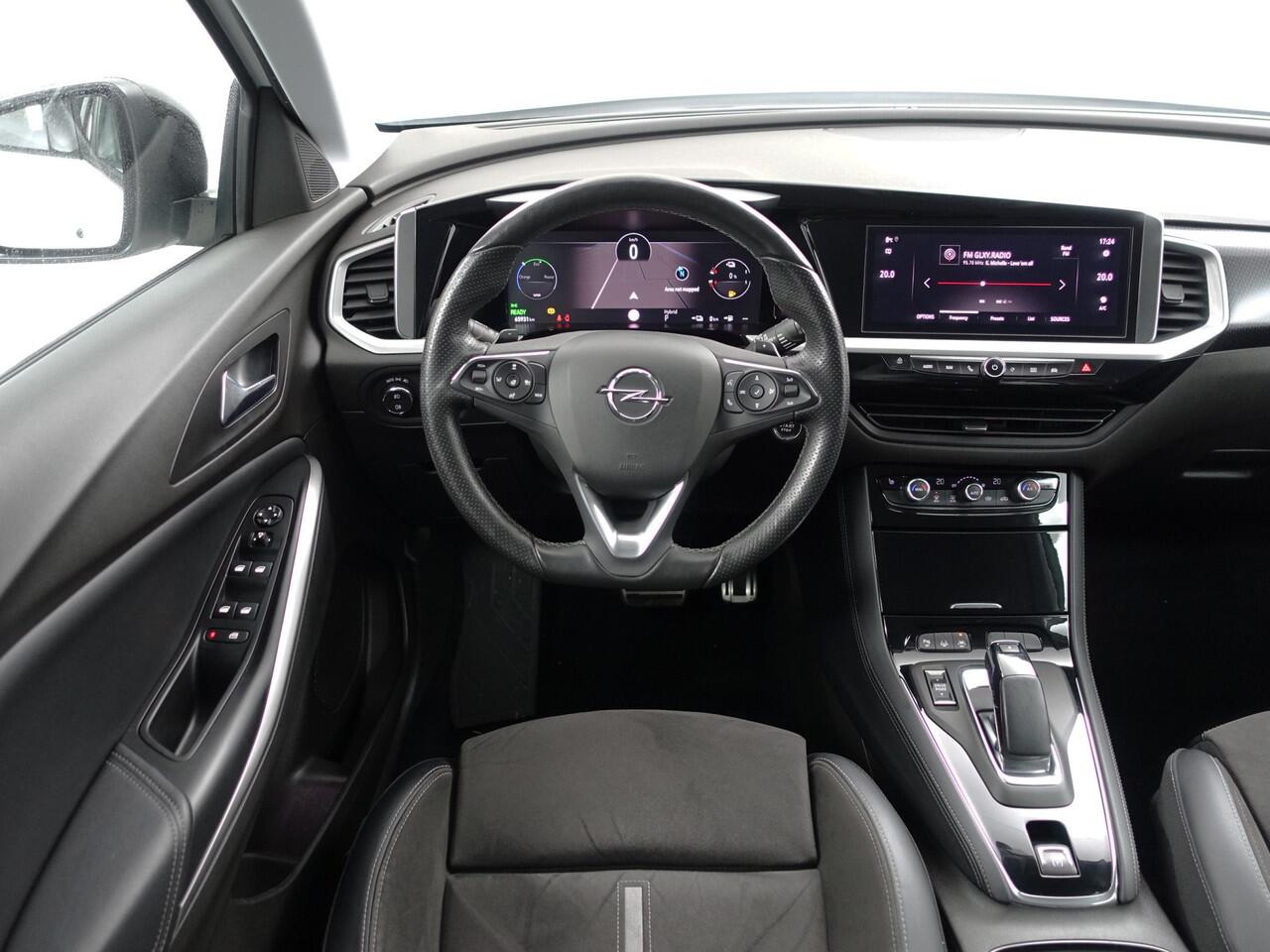 Opel Grandland 1.6 Turbo Plug-In Hybrid 4x4 GSe- Two Tone, Carplay, Android Auto, 360 Camera, Standkachel, Lane Assist