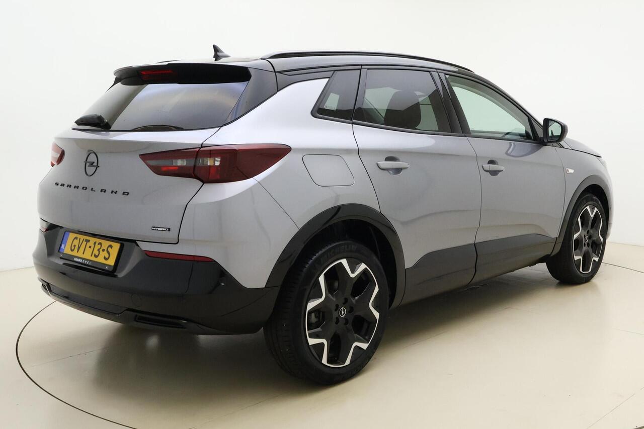 Opel Grandland 1.2 Turbo 145pk Automaat Hybrid GS | Alcantara | Navigatie | Elektrische achterklep | Matrix LED verlichting | Stoel- en stuurverwarming | Zwart dak