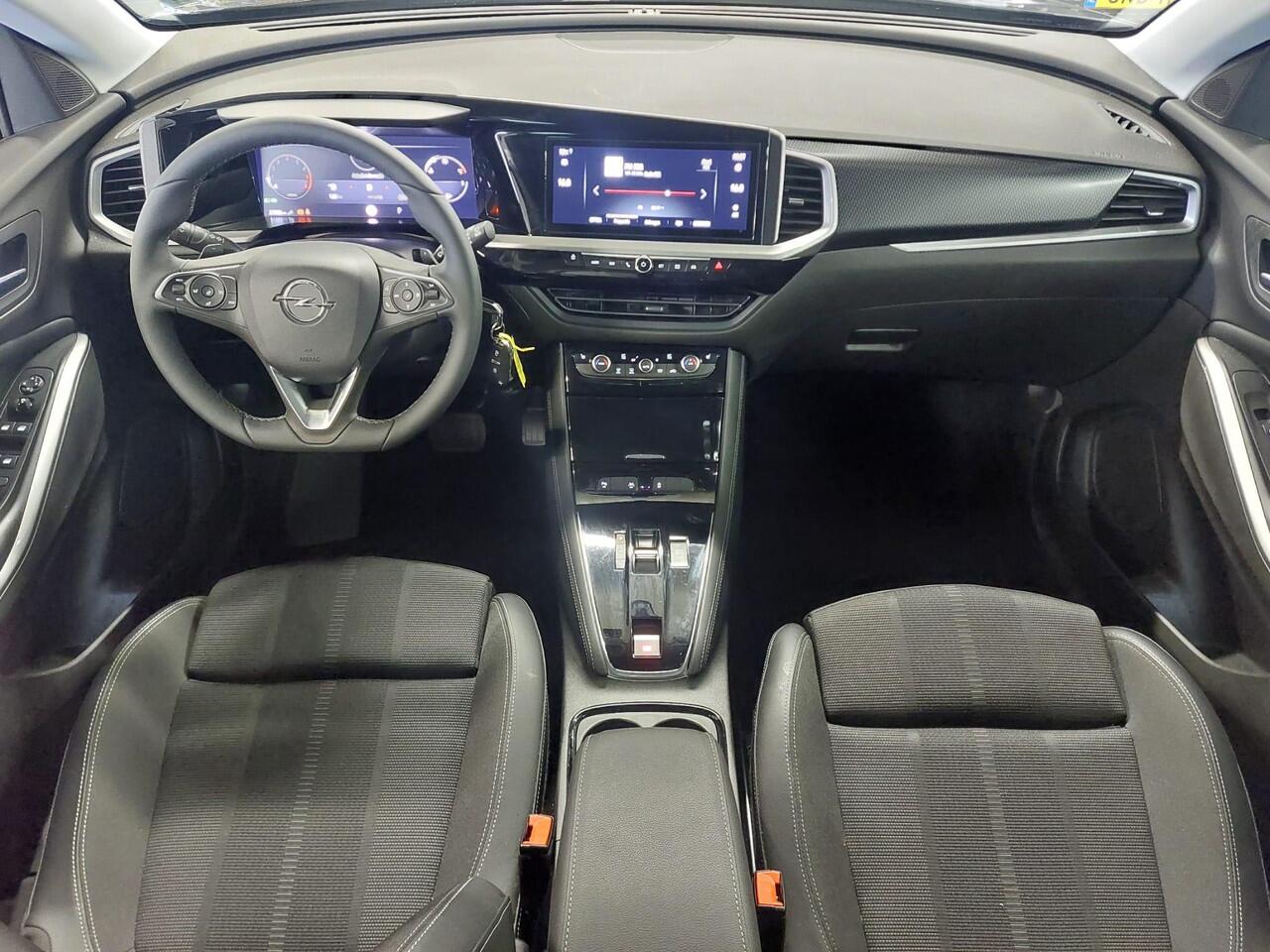 Opel Grandland 1.2 Turbo GS | ¤ 1.000 INRUILPREMIE | Automaat | Camera | Carplay | Airco | Navi | LM velgen | Stuur - Stoelverwarming | ( Vestiging - Nieuwegein )