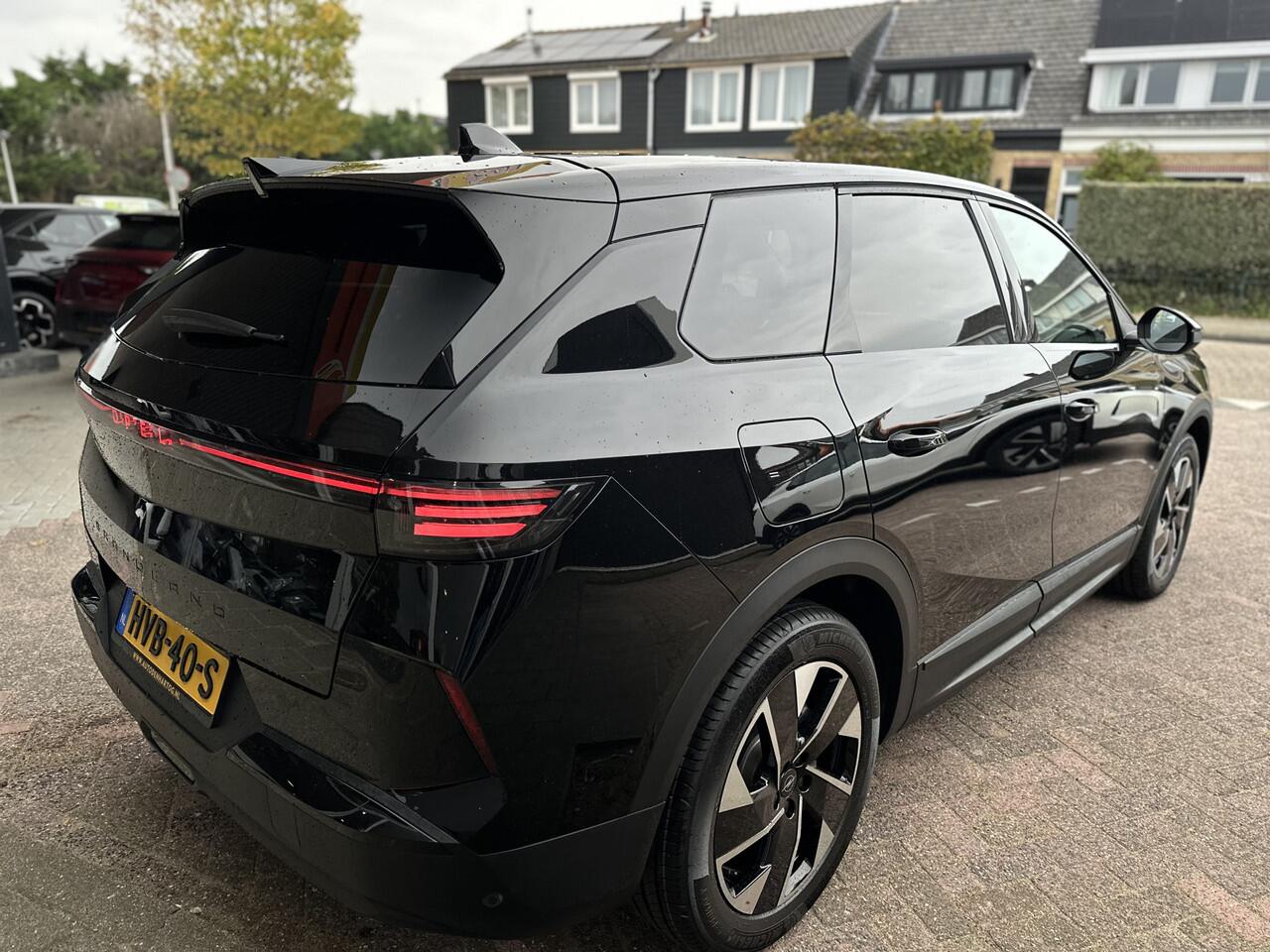 Opel Grandland 1.2 Turbo Hybrid GS AGR Stoelen/LED Matrix/Stoelverwarming