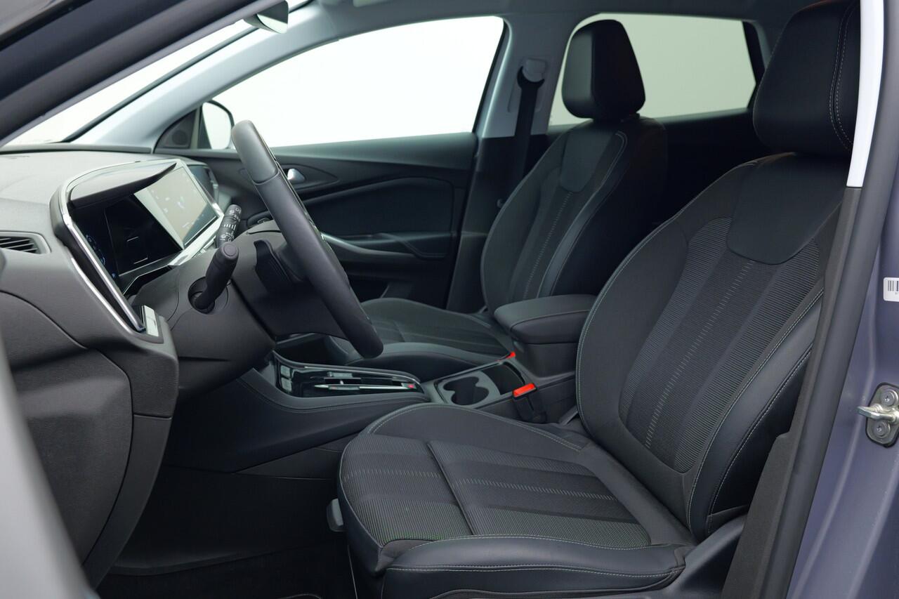 Opel Grandland 1.6 Turbo Plug-In Hybrid GS | Trekhaak | 18" Licht metaal | Stuurverwarming