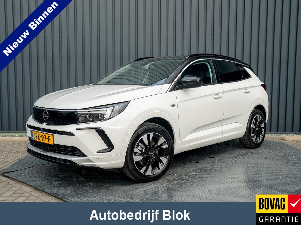 Opel Grandland 1.2 Turbo 130Pk Aut. Ultimate | Keyless | Elk. A-klep | Stoel & Stuur verw. | Camera | Prijs Rijklaar!!
