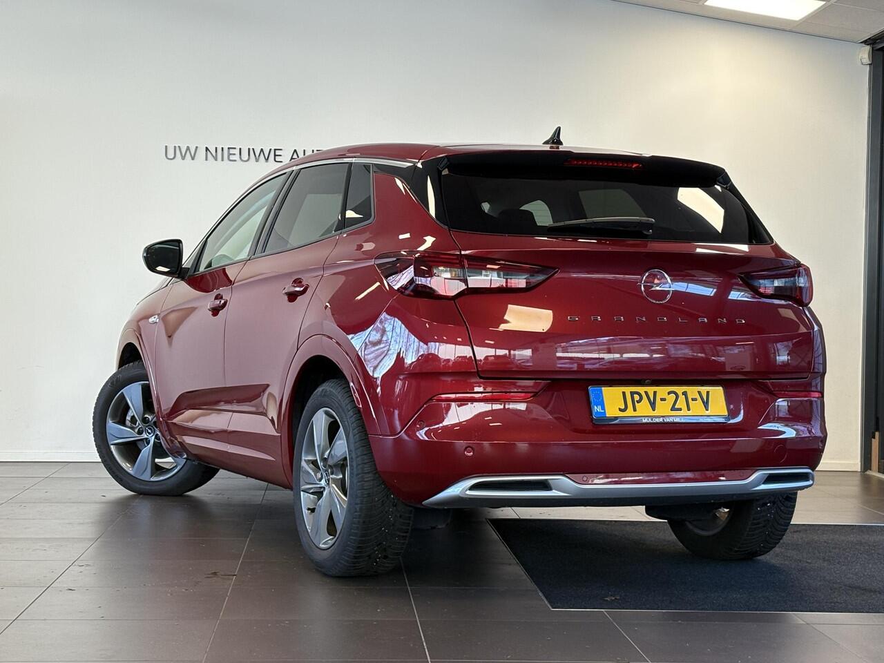 Opel Grandland Elegance 1.2 Turbo 130pk | ALL SEASON BANDEN | AGR-STOEL | LED PIXEL VERLICHTING | 360° CAMERA | DODEHOEKBEW. | NAVI | ISOFIX |