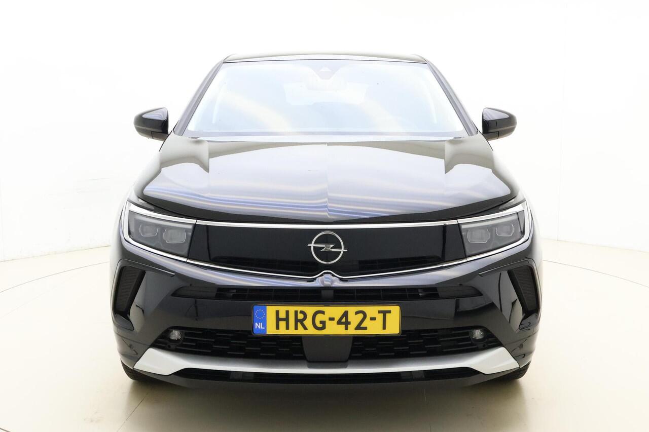 Opel Grandland 1.2 Turbo 130pk GS | Achteruitrijcamera | Climate control | Cruise control | LED verlichting | Navigatie | Privacy glass | Parkeersensoren