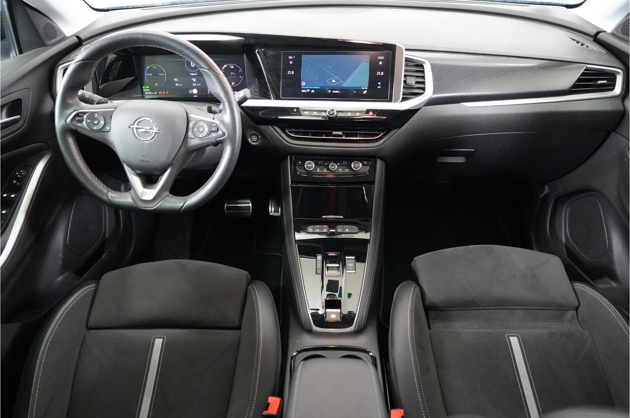 Opel Grandland 1.6 Turbo GSe 300 pk 4x4 PHEV | Trekhaak | Stl. verw. | Adap. Cruise | 360 Camera | El. achterklep | Dodehoek | Inparkeer |