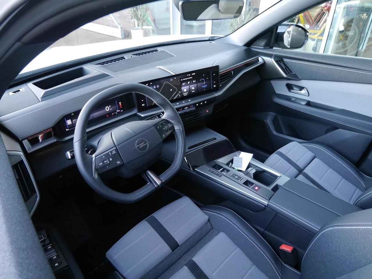 Opel Grandland 1.2 Turbo Hybrid Business Edition | Automaat | Nieuwe auto | Panoramadak | Full led | Head up display | Camera rondom | Premium audio