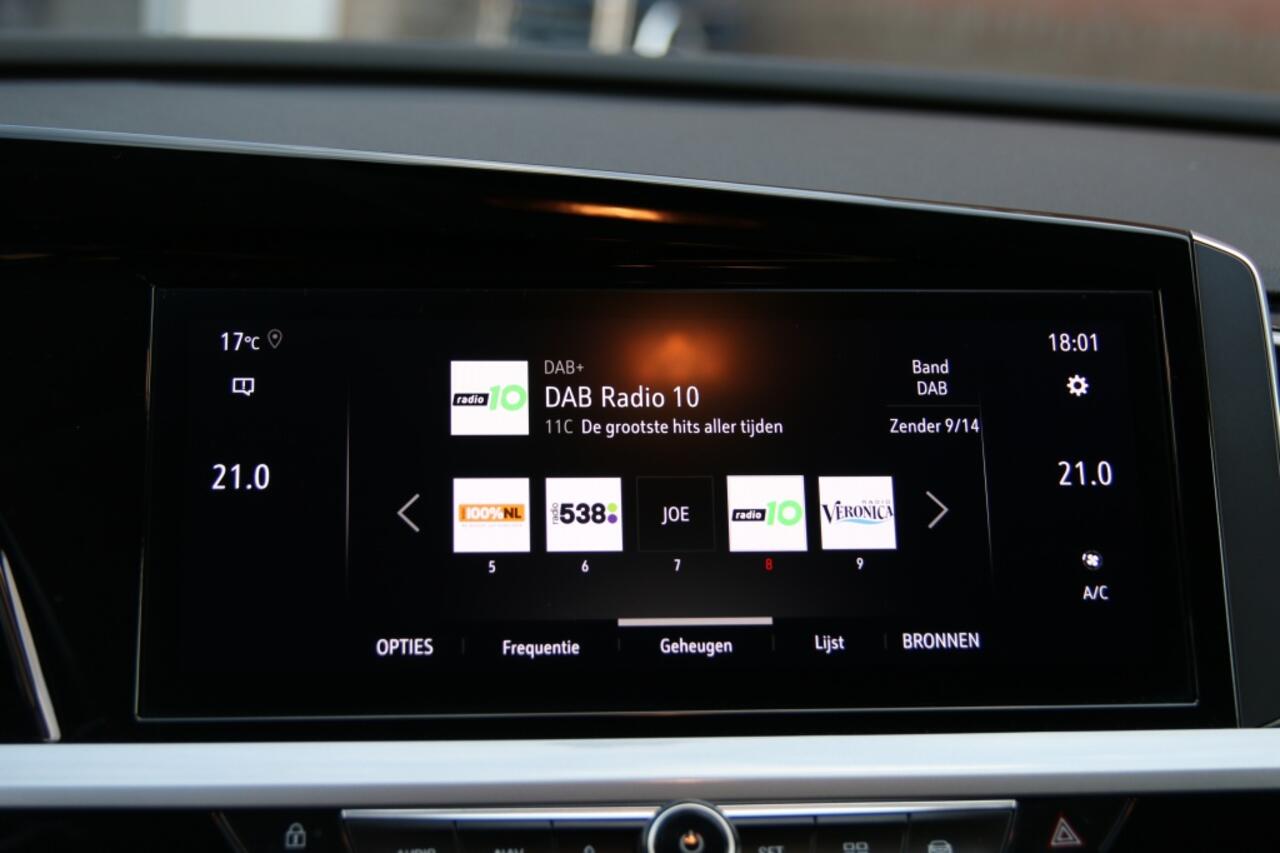 Opel Grandland 1.2 Turbo Ultimate | Apple carplay | 360 camera | Navigatie | St