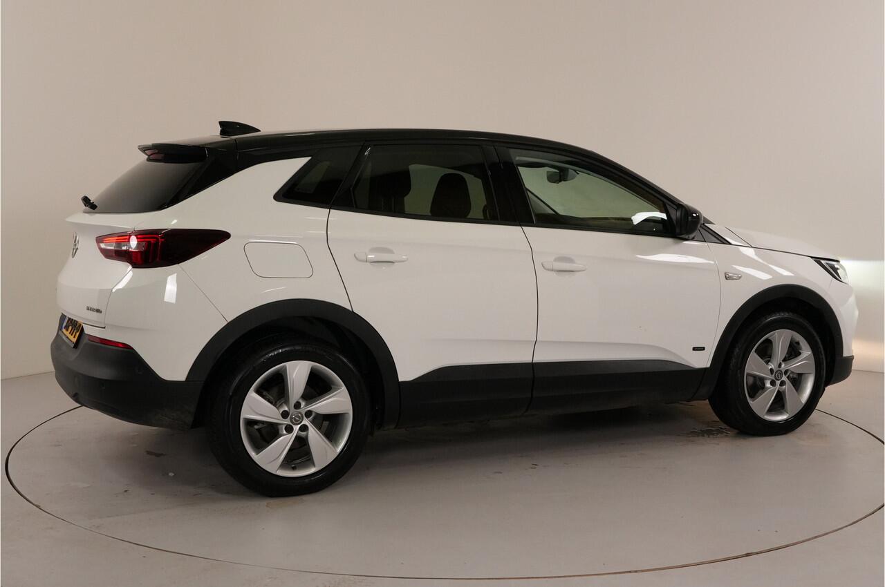 Opel Grandland 1.6 Turbo 225 pk PHEV | Adap. Cruise | 360 Camera | Stl. verw. | Dodehoek | El. achterklep | Keyless | Apple/Android |