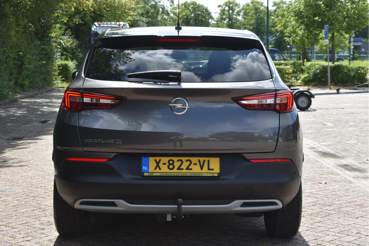 Opel Grandland 1.2 Turbo Elegance 131 PK Winter pakket | DAB | Carplay / Androidauto | Stoelverwarming 4x | Camera | Trekhaak | 4-Seasons | LED verlichting