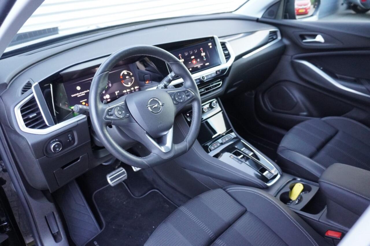 Opel Grandland 1.6 Turbo Hybrid Elegance / Camera / Winterpakket / Adaptive Cruise