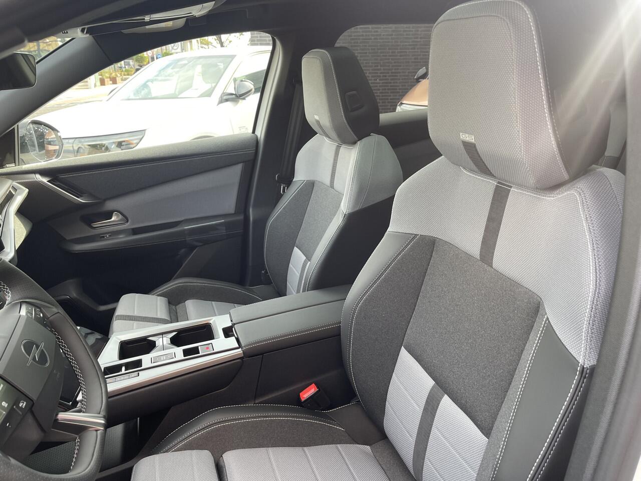 Opel Grandland 1.2 Turbo Hybrid GS Panorama dak/Focal Speakers/Electr achterklep.