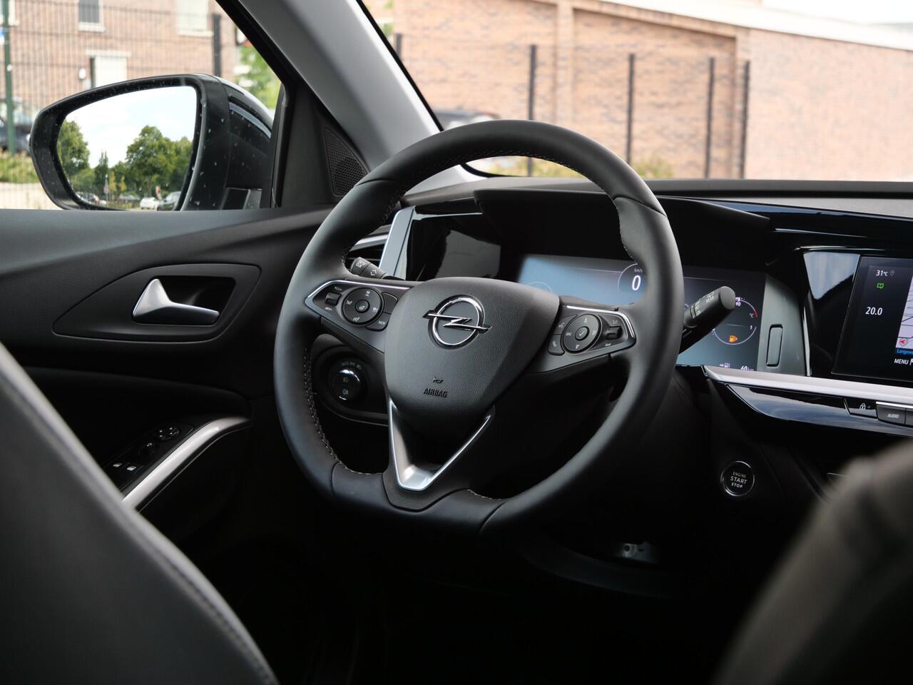 Opel Grandland 1.2 Turbo 130pk Ultimate Automaat Navigatie / LED / Camera / 19 Inch