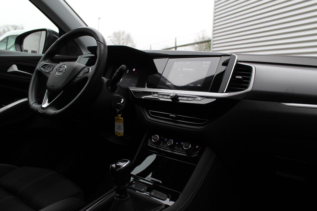 Opel Grandland 1.2 Turbo | Winterpack | Cruise control | Bluetooth | Parkeersensoren