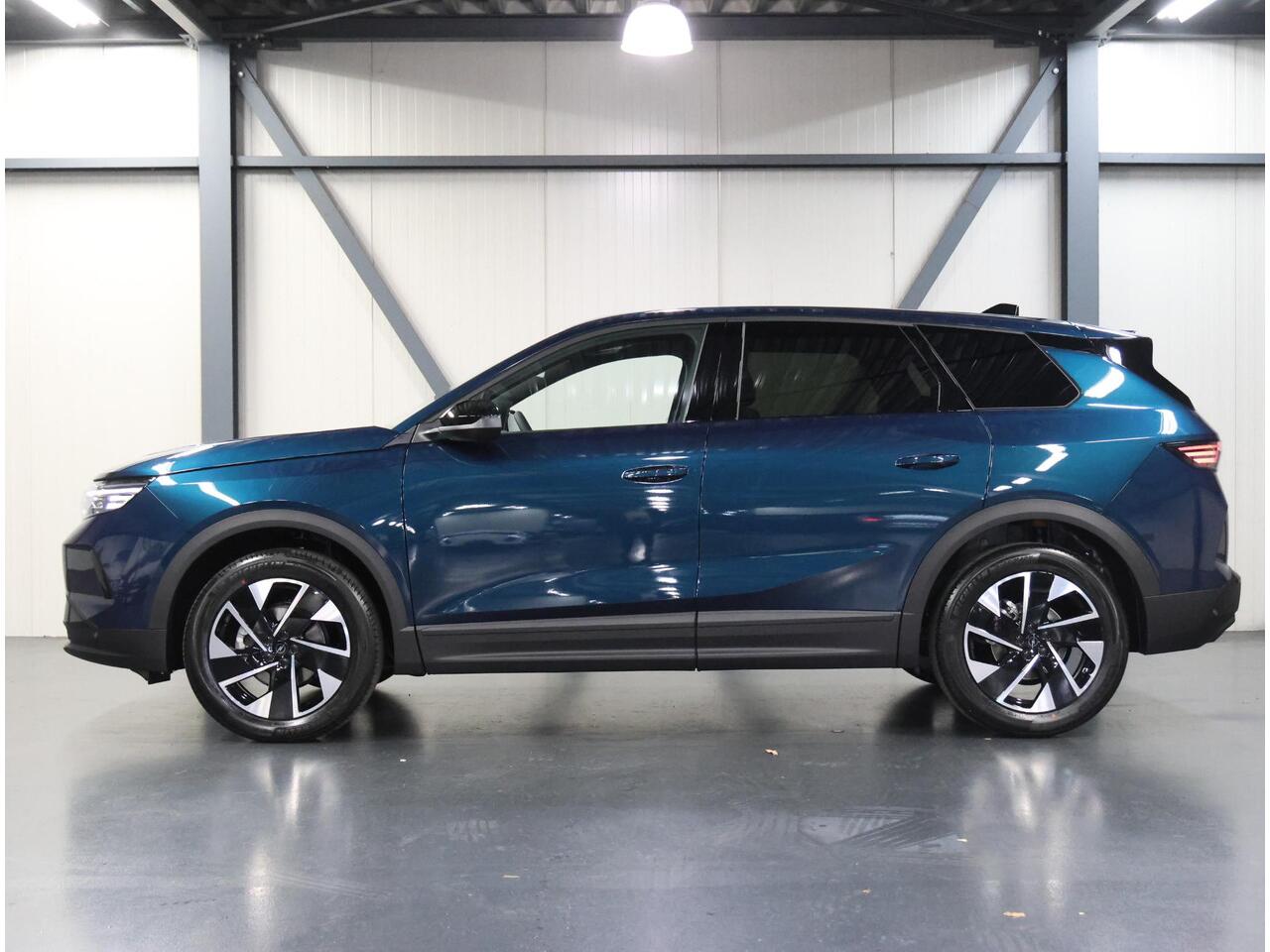 Opel Grandland 1.2 Turbo Hybrid Business Edition | Incl. ¤3.046,- Korting! | AUTOMAAT | 360° Camera | Stoel, stuur & voorruit verwarmd | Apple Carplay/Android Auto | Elektr. achterklep | ARG-stoelen | Matrix LED | Navigatie |