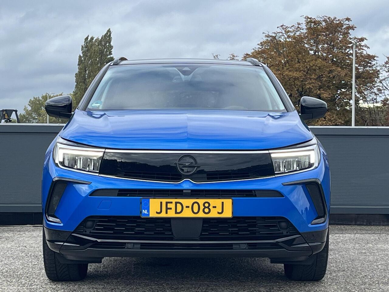 Opel Grandland GS 1.2 Turbo 130pk EAT8 | AGR-STOELEN | NAVI | STOEL- EN STUURVERW. | ISOFIX | FULL LED | CAMERA |