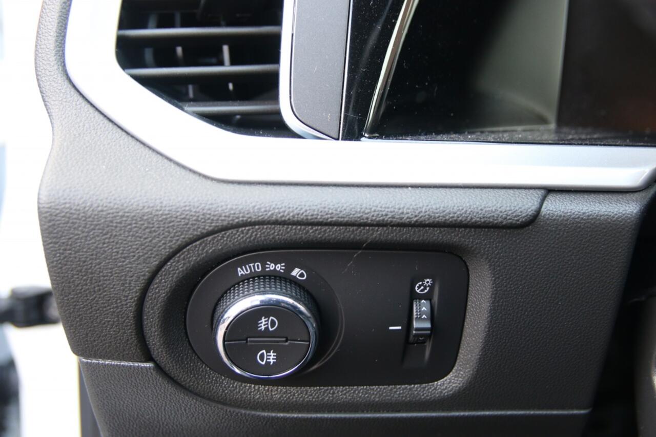 Opel Grandland 1.2 Turbo Ultimate | Apple carplay | 360 camera | Navigatie | St