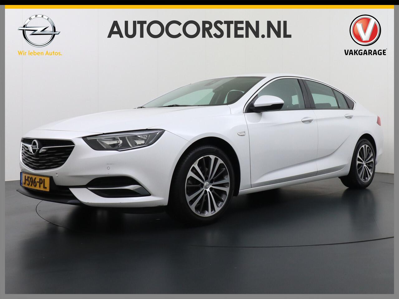 Opel INSIGNIA Grand Sport T165PK Leer Camera Navi Apple Carplay Android PDC-a+v Trekhaak LED-v+a Ecc Cruise Control AGR-Comfort Stoelen Verwarmd Business Executive Regen-Lichtsensor Sensor dodehoek Verkeersbordlezer Rijstrooksensor 1e Eigenaar